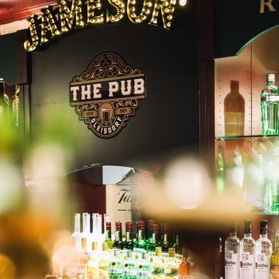Bild enthält, Urban, Pub, Bar, Alcohol, Beverage, Liquor