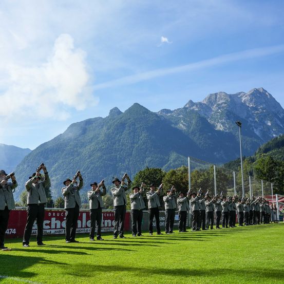 2.2HandbllerschtzenKuchl-1
