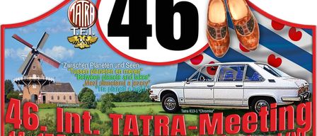 Werbung für ein internationales TATRA-Meet-Event mit einem TATRA 613-1 Chrom-Auto, niederländischen Holzschuhen und einer malerischen Kulisse. Eventdetails in mehreren Sprachen.