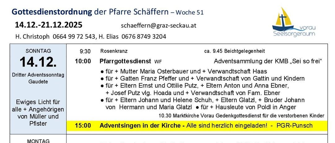 Ein Zeitplan für religiöse Gottesdienste mit Zeiten, Daten und besonderen Veranstaltungen. Verschiedene Familiennamen sind für Gebetsabsichten aufgeführt.