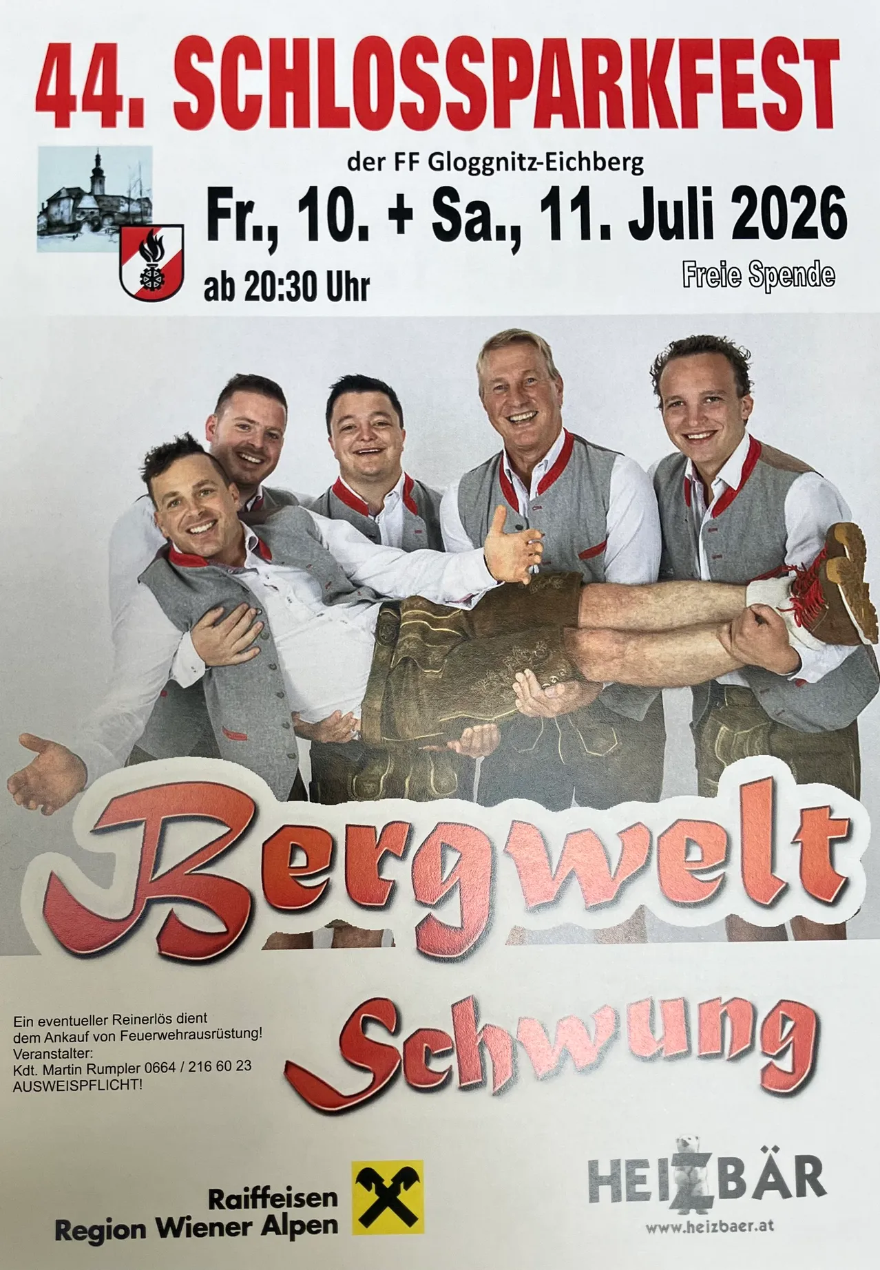 Plakat für eine Veranstaltung mit fünf Männern in traditioneller deutscher Kleidung. Die Veranstaltung heißt Bergwelt Schwingung. Sie findet am Freitag und Samstag, den 10. und 11. Juli 2026, ab 20:30 Uhr statt.