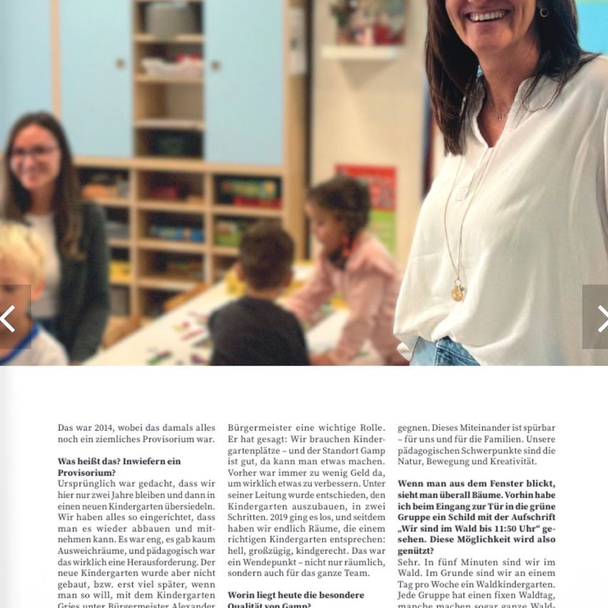 Im Jahr 2014, als es noch ein provisorisches Kinderhaus war. Der Bürgermeister spielte eine entscheidende Rolle. Es wurde gesagt: Ohne das Kinderhaus - und ohne die Qualität der Mitarbeiter würde nichts passieren. Er konnte jedoch kaum etwas verbessern. Unter seiner Führung wurde beschlossen, ein Kinderhaus zu gründen. Bis 2019 war das Gebäude fertig und einige Kinder waren bereits in den Räumen. Das Kinderhaus wurde endlich eröffnet und gab den Kindern das Recht zu lernen. Es war riesig, geräumig, nicht nur für die Kinder, sondern auch für das gesamte Team.