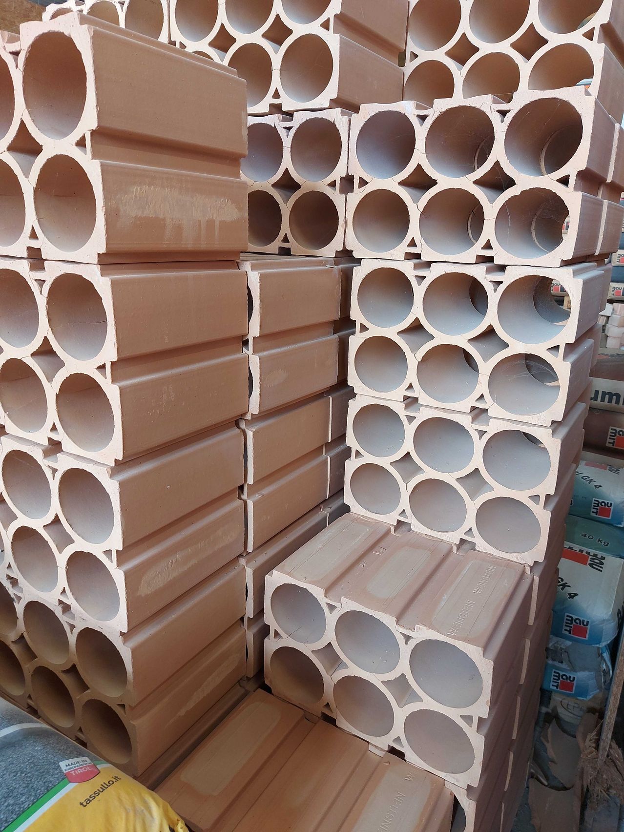 Bild enthält, Construction, Wood, Indoors, Interior Design