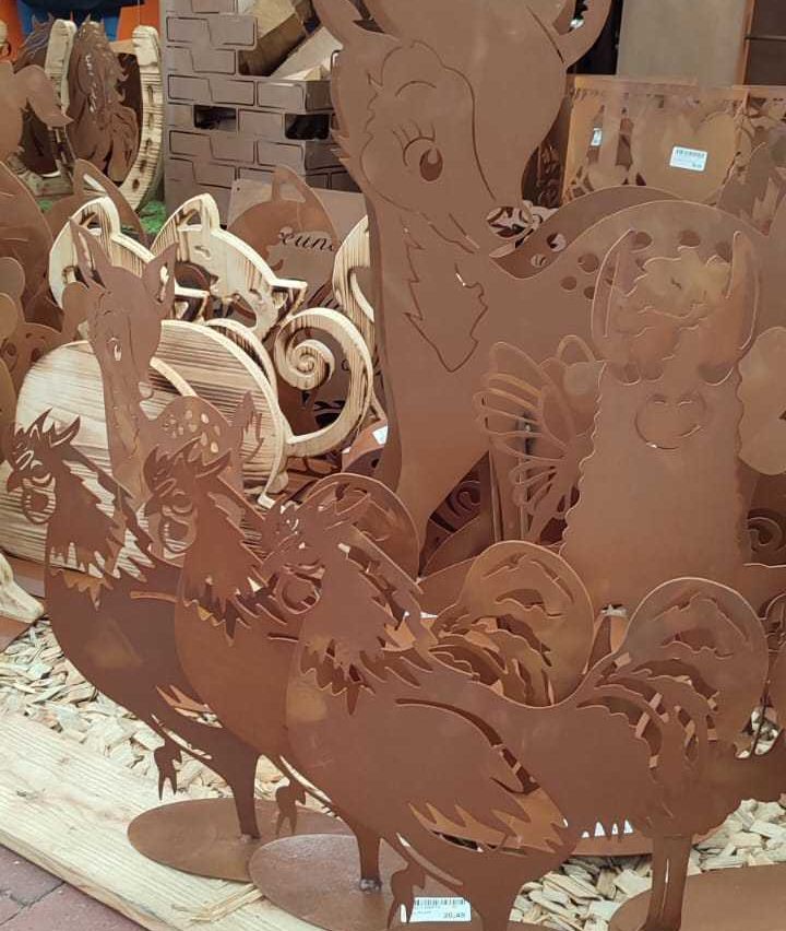 Bild enthält, Art, Handicraft, Adult, Female, Person, Woman