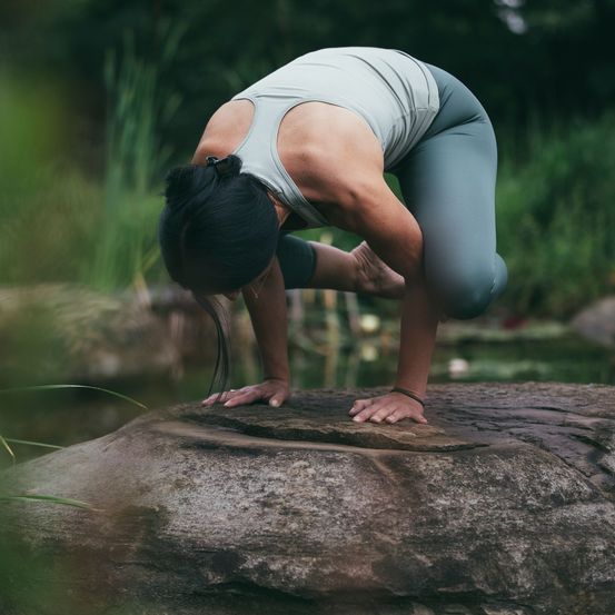 Bild enthält, Adult, Female, Person, Woman, Fitness, Pilates, Sport, Working Out, Yoga