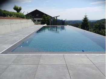 Bild enthält, Pool, Water, Swimming Pool, Outdoors, Aerial View