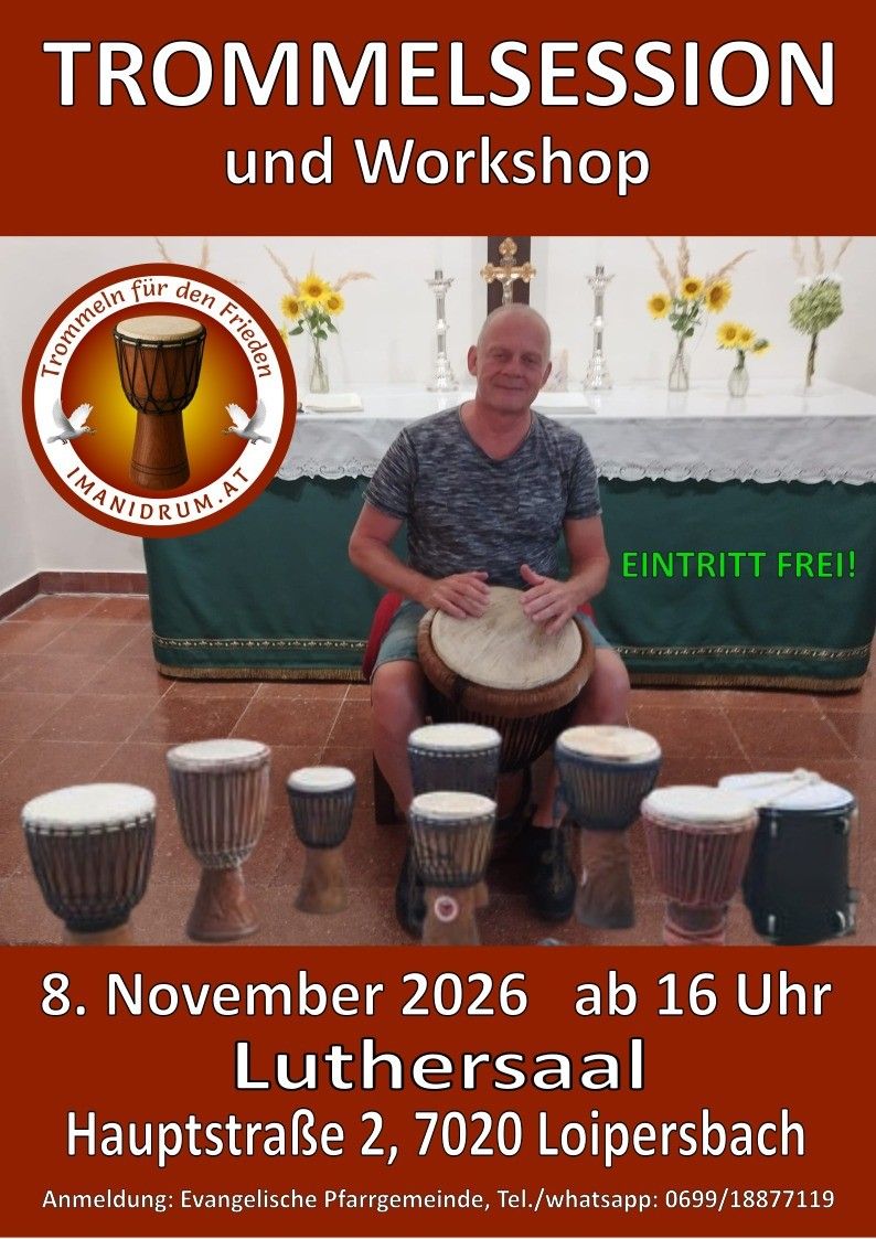 Ein Mann sitzt auf einem Hocker und spielt ein Drumset vor einem Tisch mit Blumen und Kerzen. Das Bild ist für eine kostenlose Eintrittsveranstaltung am 8. November 2026 um 16 Uhr.
