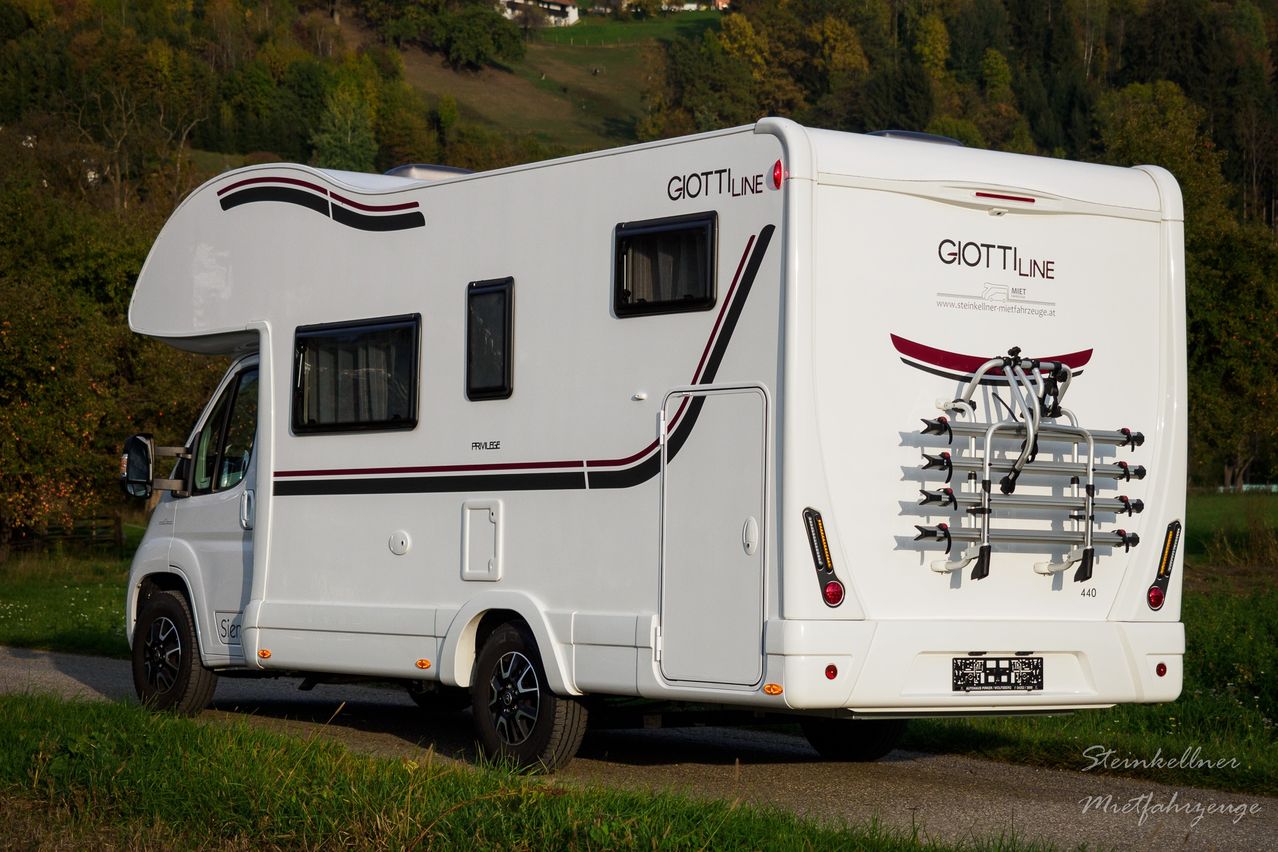 Bild enthält, Caravan, Transportation, Van, Vehicle, Machine, Wheel, Car, Rv