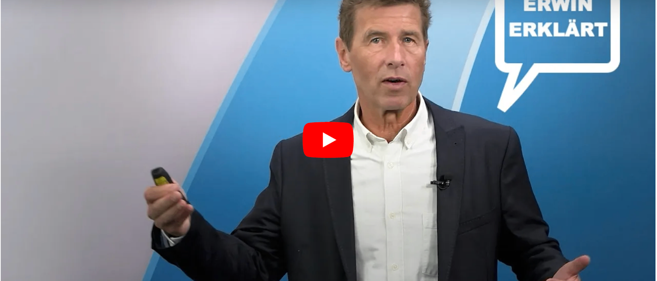 Bild enthält, Finger, Person, Adult, Male, Man, Crowd, People, Shirt, Head, Face