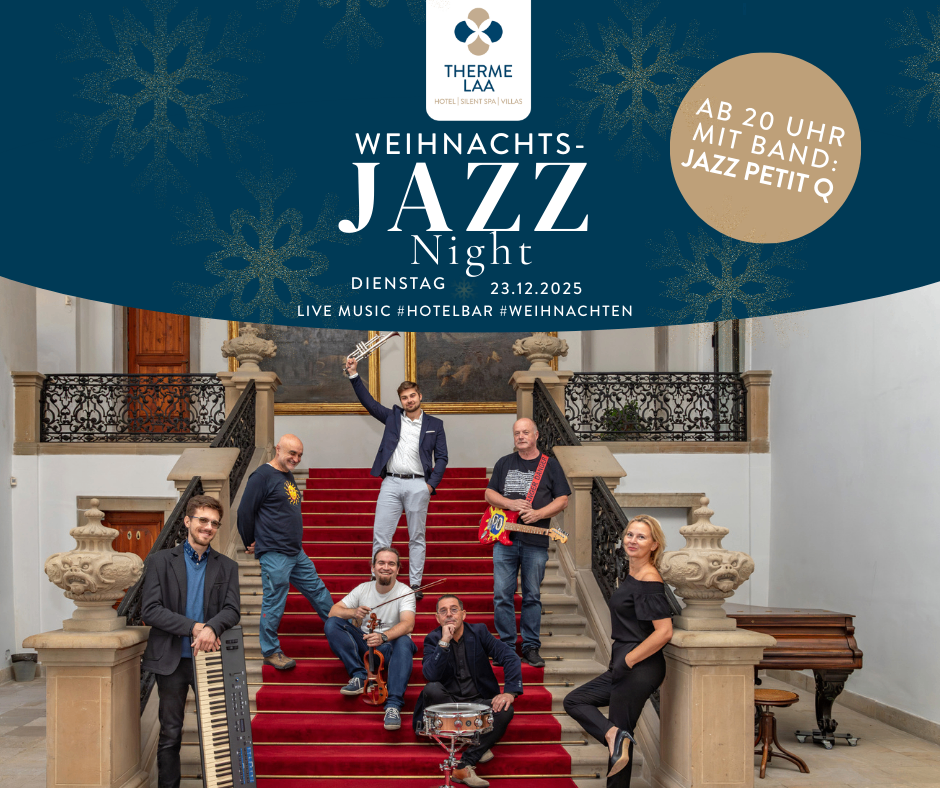 Ein Plakat für eine Weihnachts-Jazz-Nacht im Hotel Therme Laa am 23. Dezember 2025 mit einer Band, die auf einer roten Treppe mit Klavier und Geige auftritt.