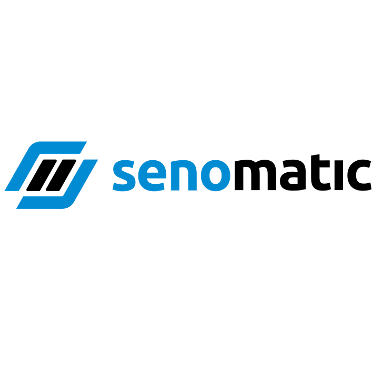 Das Logo von Senomatic, bestehend aus einem blauen Symbol mit drei parallelen Linien und dem Wort 'senomatic' in Schwarz geschrieben.