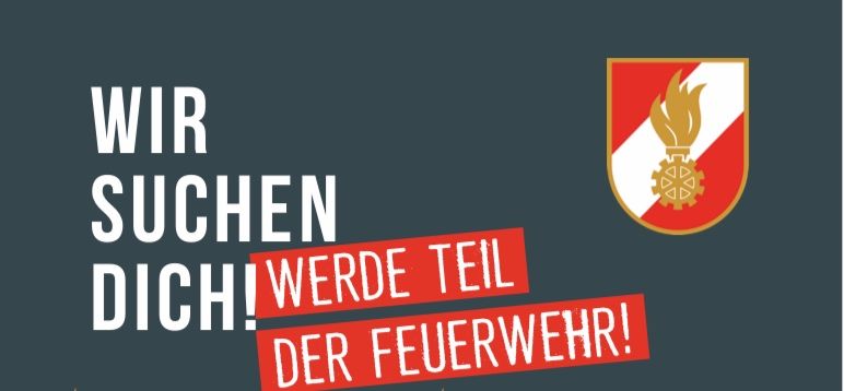 Plakat mit schwarzem Hintergrund, das weißen Text mit 'Wir suchen dich!' und roten Text mit 'Werde Teil der Feuerwehr!' zeigt, sowie ein Logo mit einem Feueremblem in der oberen rechten Ecke.