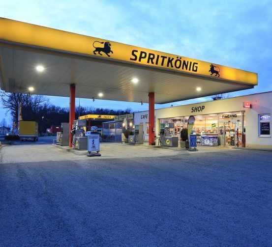 Bild enthält, Machine, Gas Station, Pump, Gas Pump