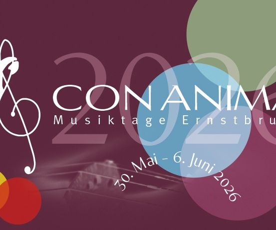 Poster für CONANIMA Musikevent in Ernstbrunn, vom 30. Mai bis 6. Juni 2026, mit einer Silhouette einer Figur mit einem Seil und einem Gebäude.
