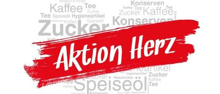 Ein roter Banner mit weißem Text, der 'Aktion Herz' lautet. Darunter sind verschiedene Wörter wie 'Kaffee', 'Tee', 'Zucker', 'Konserven', 'Hygieneartikel' und 'Speisenöl' in verschiedenen Größen und Ausrichtungen verstreut.
