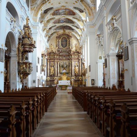BasilikaFrauenkicheninnen