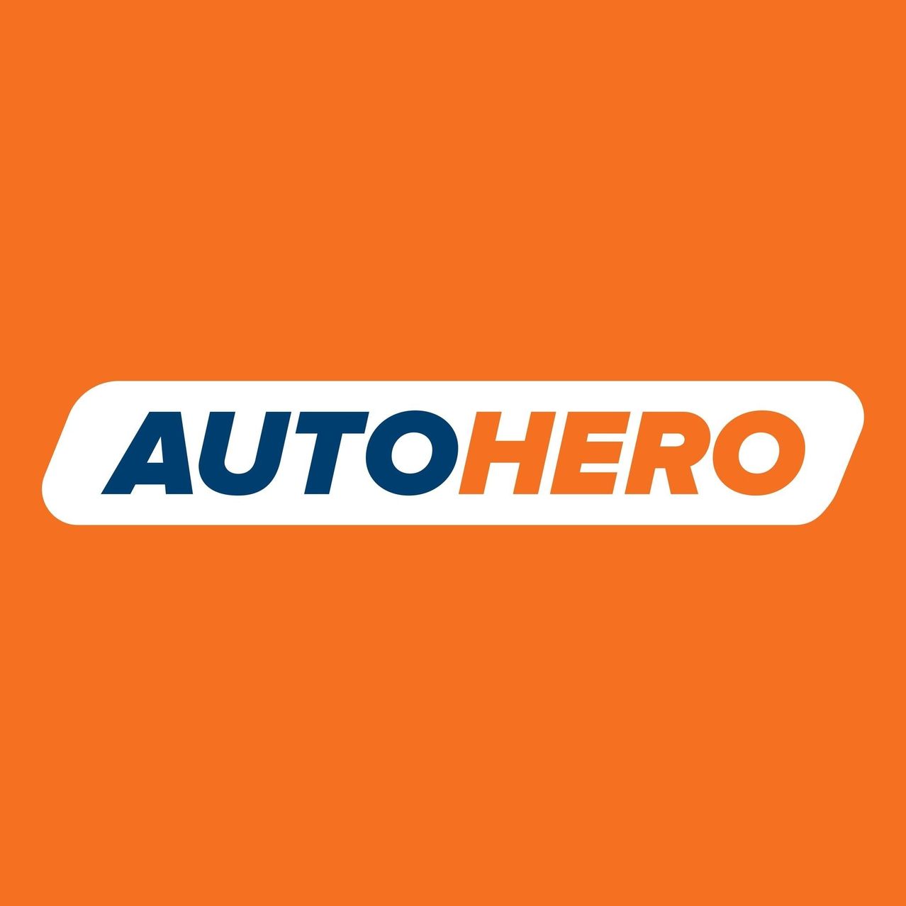 Oranger Hintergrund mit einem weißen rechteckigen Logo, das den Wort AUTOHERO in blauer und oranger Schrift enthält.