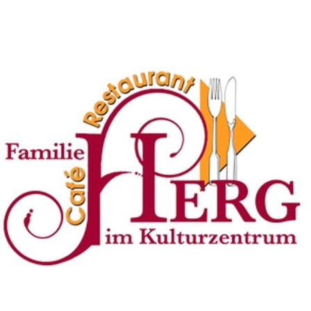 Logo für das Restaurant Familie Cafe HERG, gelegen in einem Kulturzentrum, mit einer stilisierten Gabel und einem Messer und dem Text in einer phantasievollen Schrift.