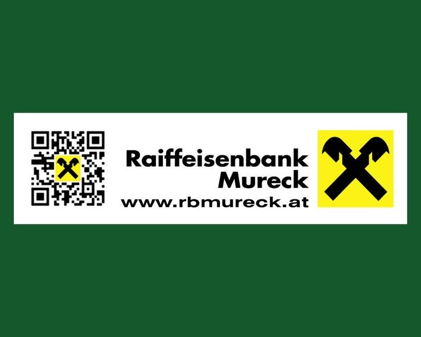 Ein grünes und weißes Banner mit einem QR-Code, dem Raiffeisenbank Mureck Logo und einem gelben Warnzeichen auf der rechten Seite. Unten befindet sich die Website www.rbmureck.at.
