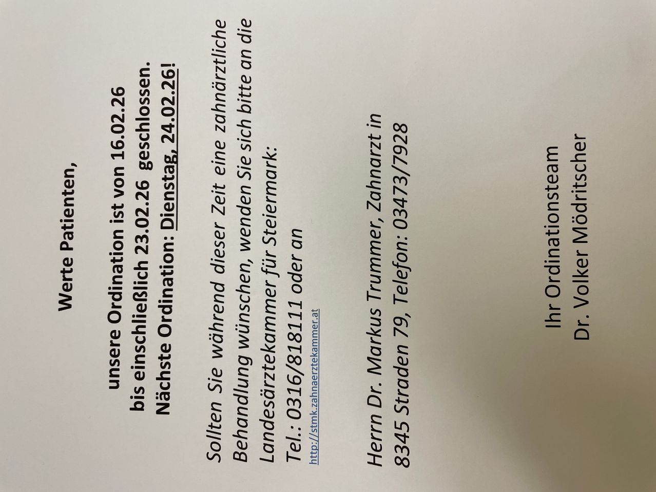 A document contains information about a dentist, Dr. Markus Trummer, located at 8345 Straden 79. Contact number is 0347/7928. The website is http://strk.zahnaerztekammer.at. The office is closed until March 26, 2026.