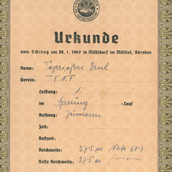 Dokument vom 26.1.1947 in Mühldorf im Mölltal, Korenten. Name: Toprifer Erich. Gruppe: T.F.N.F. Fahren: A. Spring. Reiten: Jimmser. Reitzeit: 27:55 Minuten. Notiz: 68:7. Reitstrecke: 27:55 Meter.