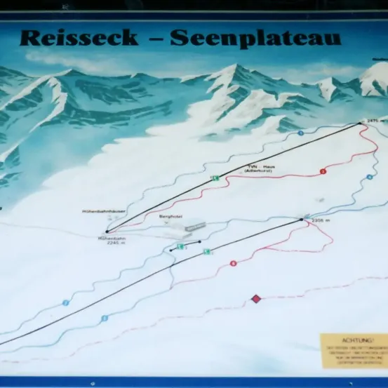 Karte der Region Reisseck-Seenplateau mit Höhenangaben und Sehenswürdigkeiten. Beinhaltet eine Warnung für das Gebiet.