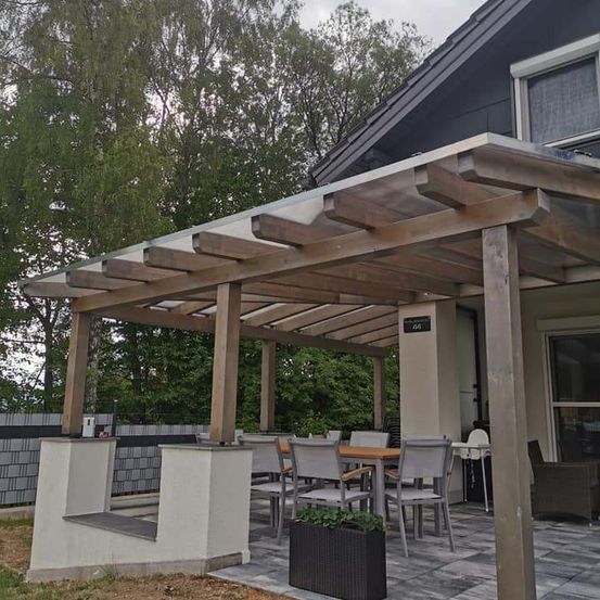 Bild enthält, Architecture, Building, House, Housing, Porch, Patio, Pergola, Indoors, Interior Design