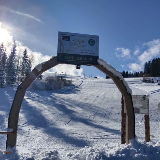 Bild enthält, Outdoors, Nature, Person, Snow