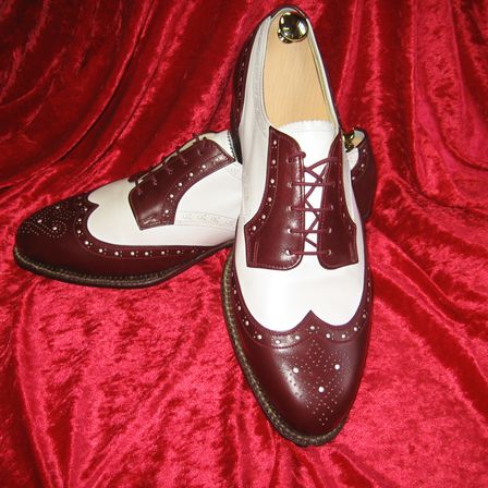 Bild enthält, Clothing, Footwear, Shoe, Sneaker