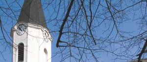 Image contains, Architecture, Building, Spire, Tower, Clock Tower, Bell Tower, Cathedral, Church, Arch