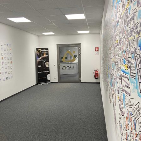 Bild enthält, Floor, Indoors, Art, Painting