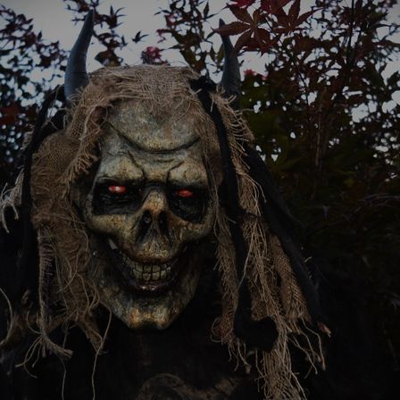 Bild enthält, Face, Head, Person, Photography, Portrait, Festival, Halloween