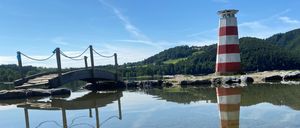 Bild enthält, Nature, Outdoors, Scenery, Beacon, Building, Lighthouse, Tower, Water, Bridge, Landscape