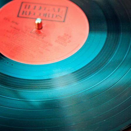 Bild enthält, Machine, Wheel, Electronics