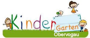 Ein Bild zeigt das Wort 'Garten' in bunten Buchstaben mit einem Cartoon-Kind, das auf einem Schild steht, auf dem 'Garten' steht.