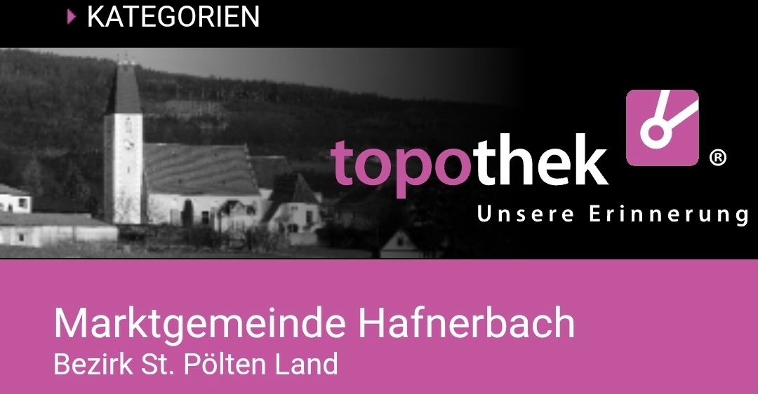 Ein schwarz-weißes Bild einer Kirche im Dorf Hafnerbach, mit den Worten 'topothek' und 'Unsere Erin' deutlich sichtbar.