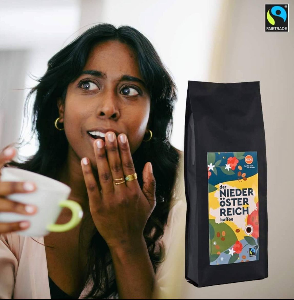 Bild enthält, Face, Head, Person, Cup, Surprised