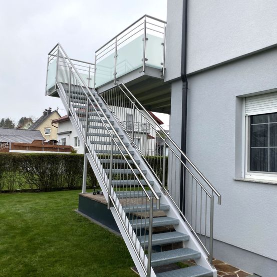 Architecture, Building, House, Housing, Staircase, Handrail, Railing