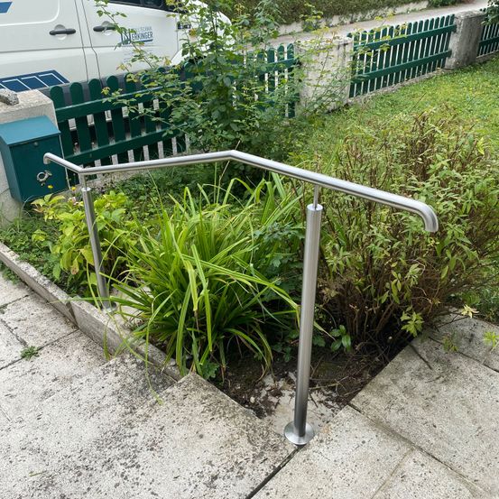 Handrail, Nature, Outdoors, Yard, Backyard, Garden, Vegetation, Herbal