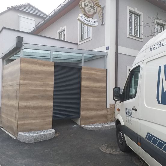 Moving Van, Transportation, Van, Vehicle, Garage, Indoors