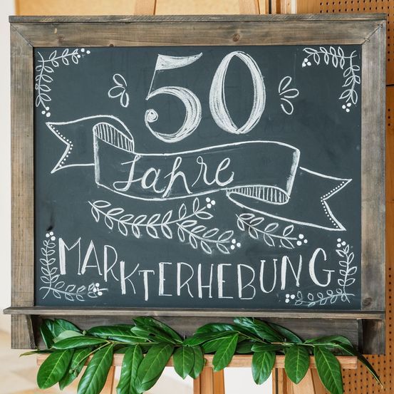 Bild enthält, Blackboard, Plant, Text