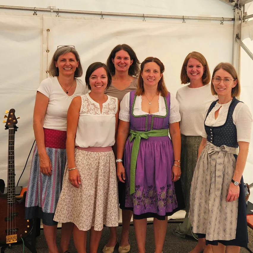 Musikalisch gestaltet wurde die Heilige Messe bei der Oberschlattner Kirche vom Chor „MIXdur“