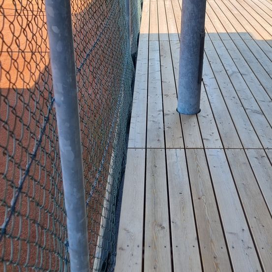 Bild enthält, Wood, Architecture, Building, House, Housing, Porch