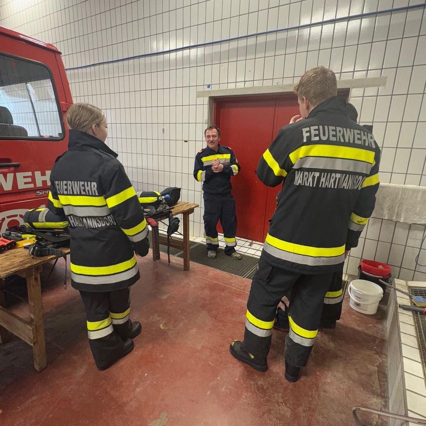 Bild enthält, Adult, Male, Man, Person, Fireman