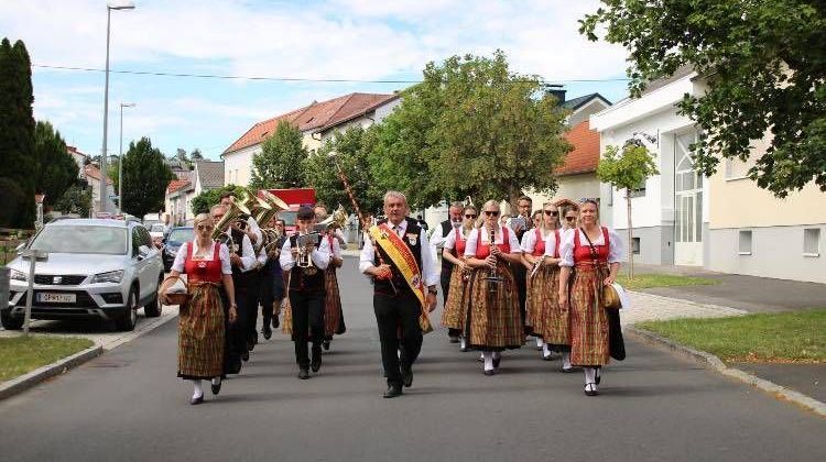 v1_migrated_image_92677469