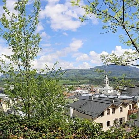 Bild enthält, Landscape, Nature, Outdoors, Scenery, Panoramic, Neighborhood, City, Street, Path, Countryside