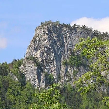 Bild enthält, Nature, Outdoors, Scenery, Landscape, Panoramic, Vegetation, Mountain Range, Peak, Tree, Rock