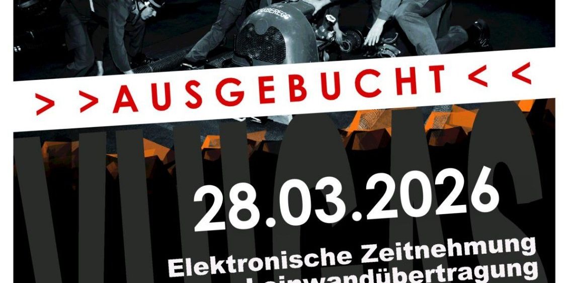 Plakat für Baumgarten-Event, zeigt Mechaniker, die an einem Motorrad arbeiten. Datum: 28.03.2026, mit Text auf Deutsch, einschließlich 'Baumgarten', 'Ausgebucht' und 'BAM - PARTY'.