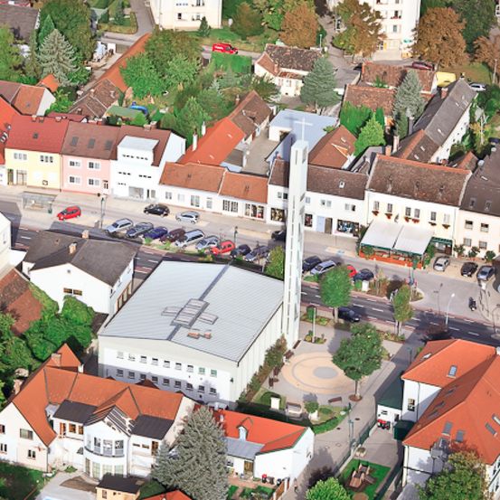 Bild enthält, Building, City, Neighborhood, Urban, Outdoors, Housing, Downtown, House, Suburb, Aerial View