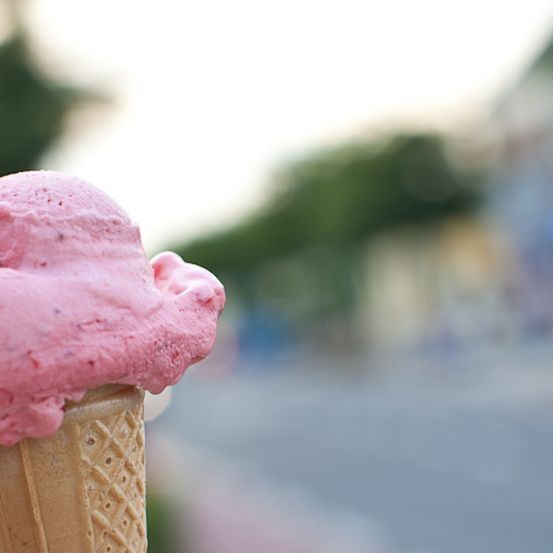 Bild enthält, Cream, Dessert, Food, Ice Cream, Soft Serve Ice Cream, Frozen Yogurt